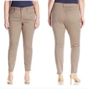 NYDJ Jegging In Tan Size 6P